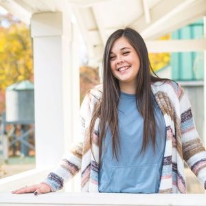 Meet your Posher, Haley